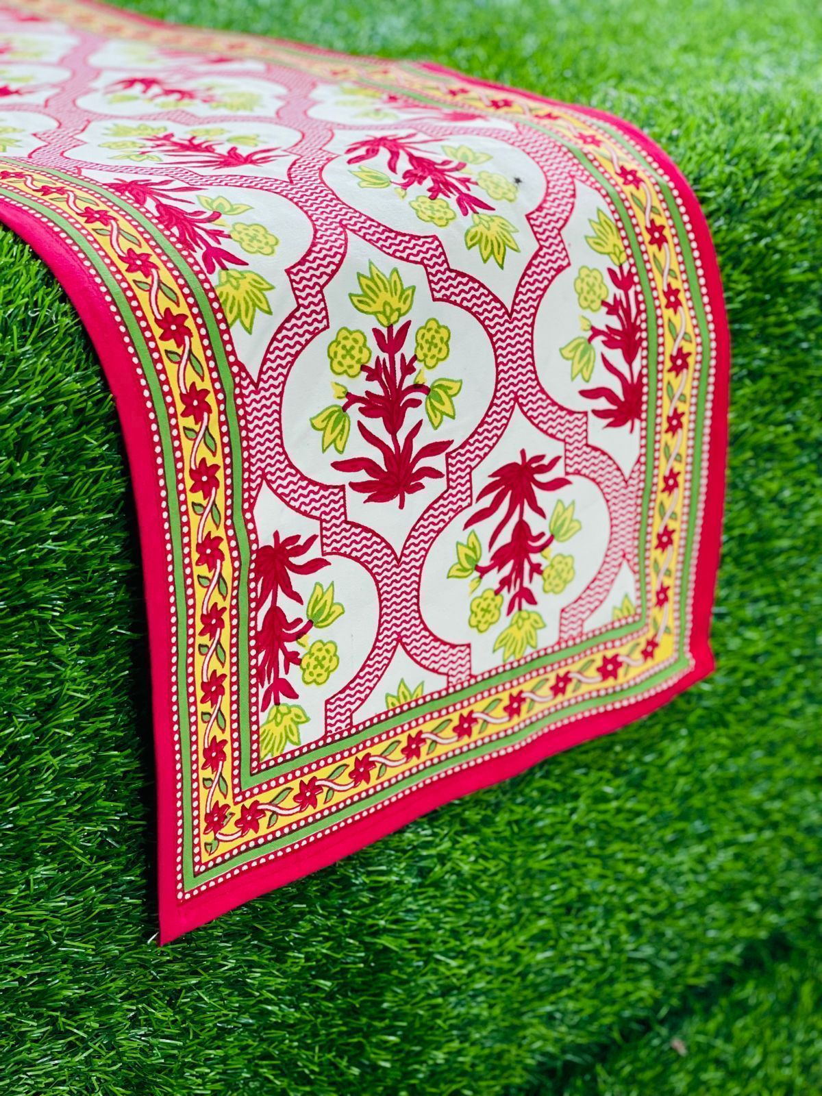Table Runner