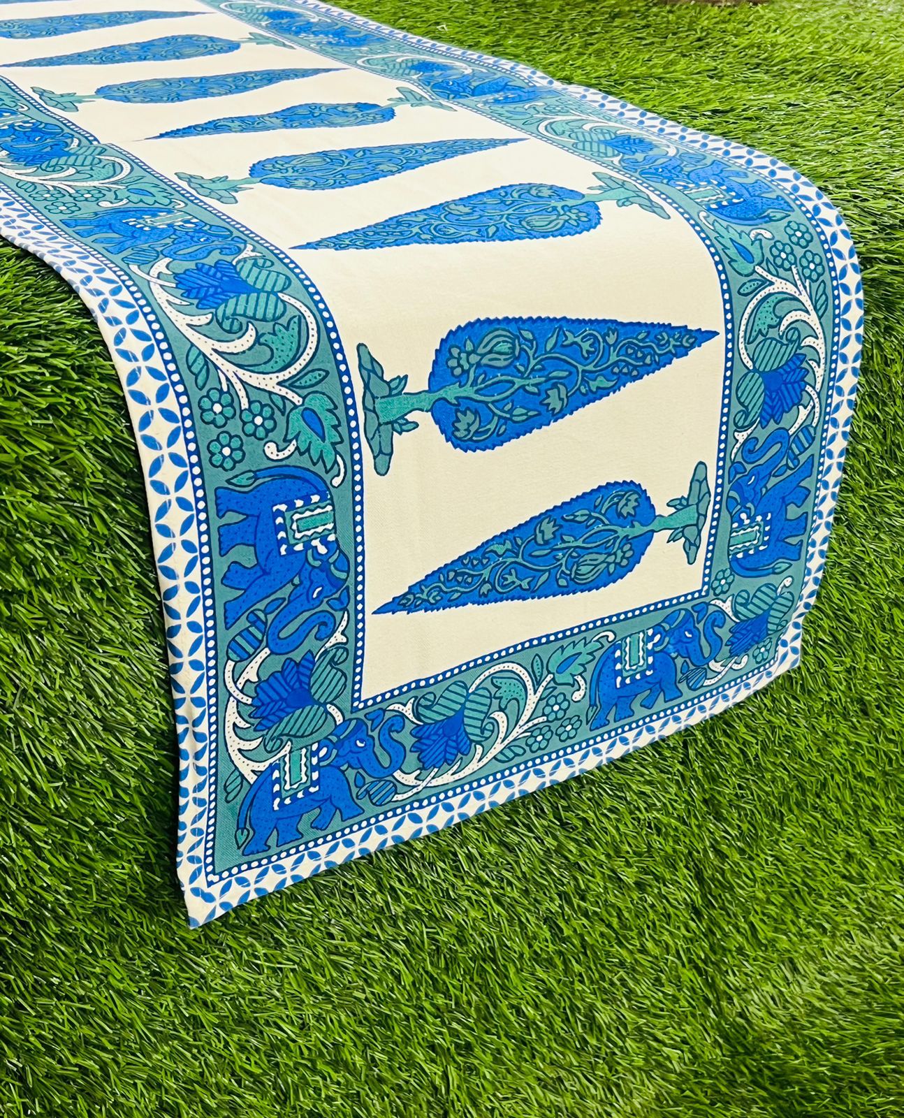 Table Runner
