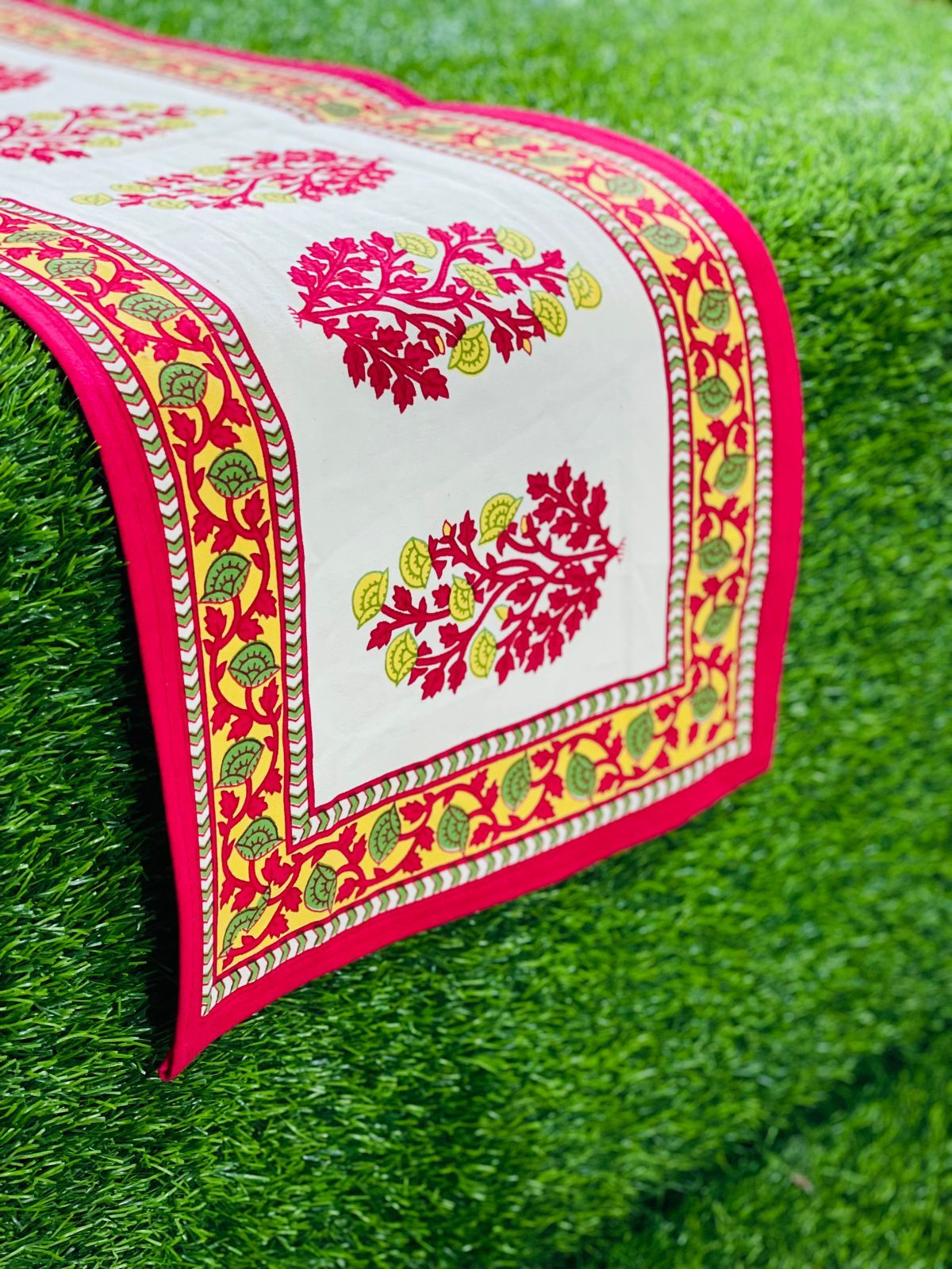 Table Runner