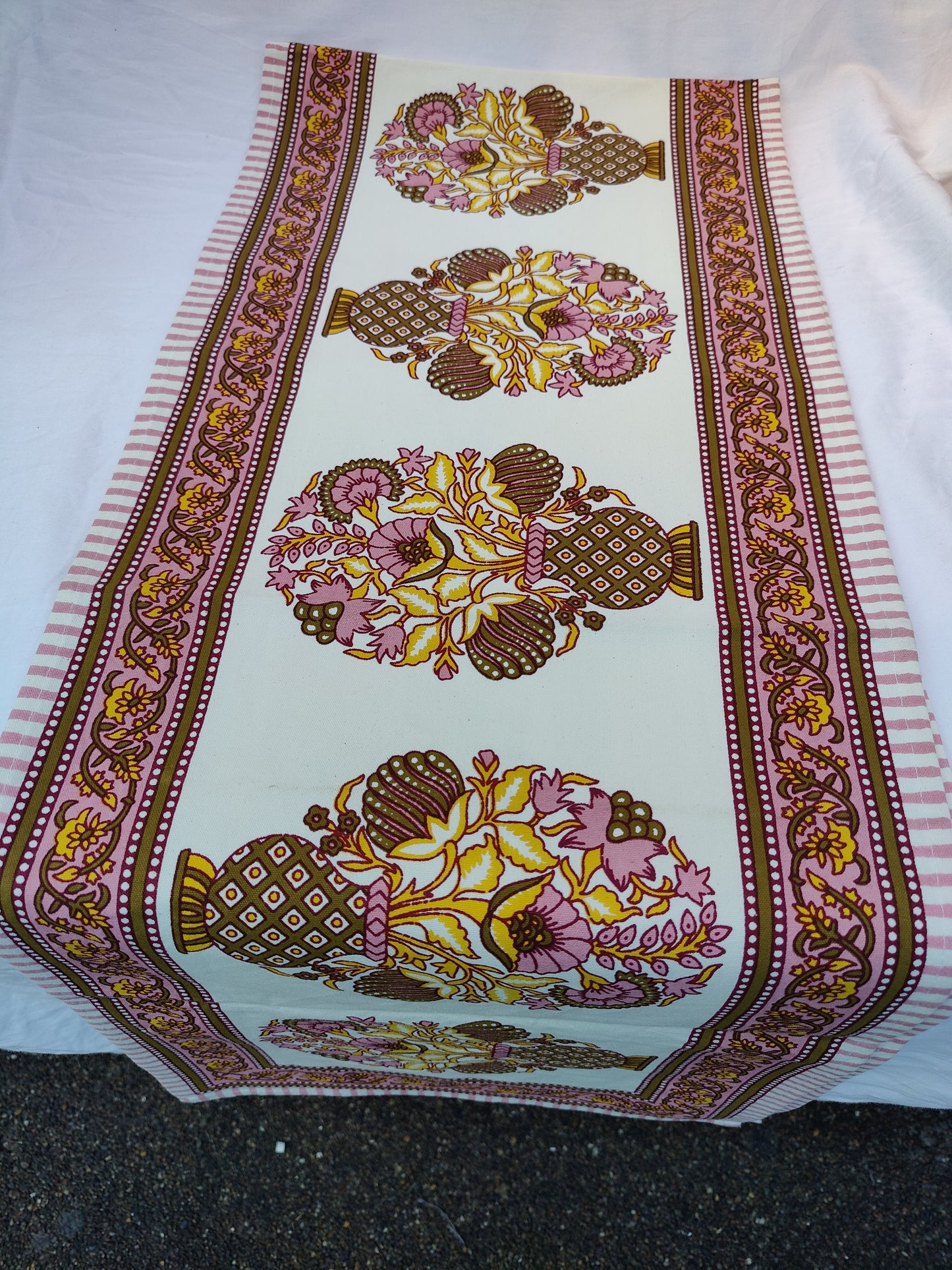 Table Runner